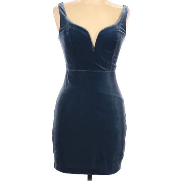 Express | Dresses | Womens Express Cocktail Dress Mini Vneck Sleeveless | Poshmark Express | Dresses | Womens Express Cocktail Dress Mini Vneck Sleeveless | Poshmark